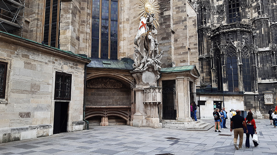 047-Aufbahrung-Mozart