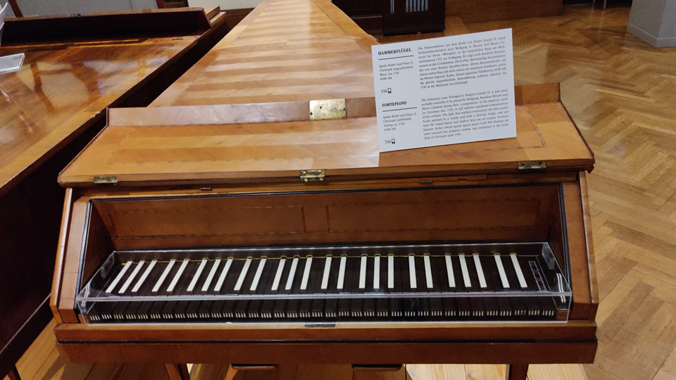 071-Musikinstrumenten-Museum