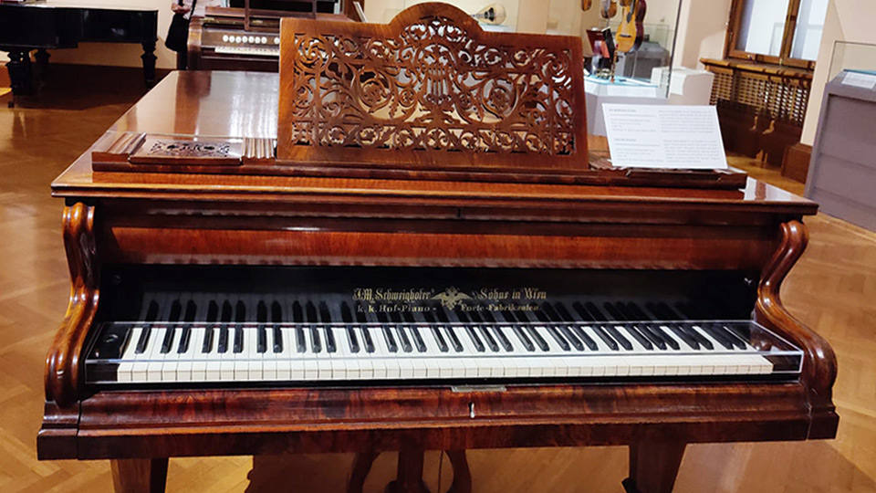 072-Musikinstrumenten-Museum