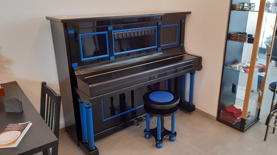 Feurich-blau-fertig-01
