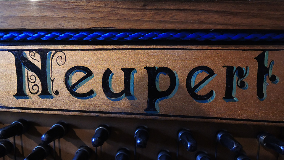 Neupert-018