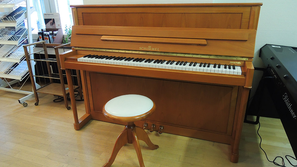 Schimmel-112-Kirsch-001
