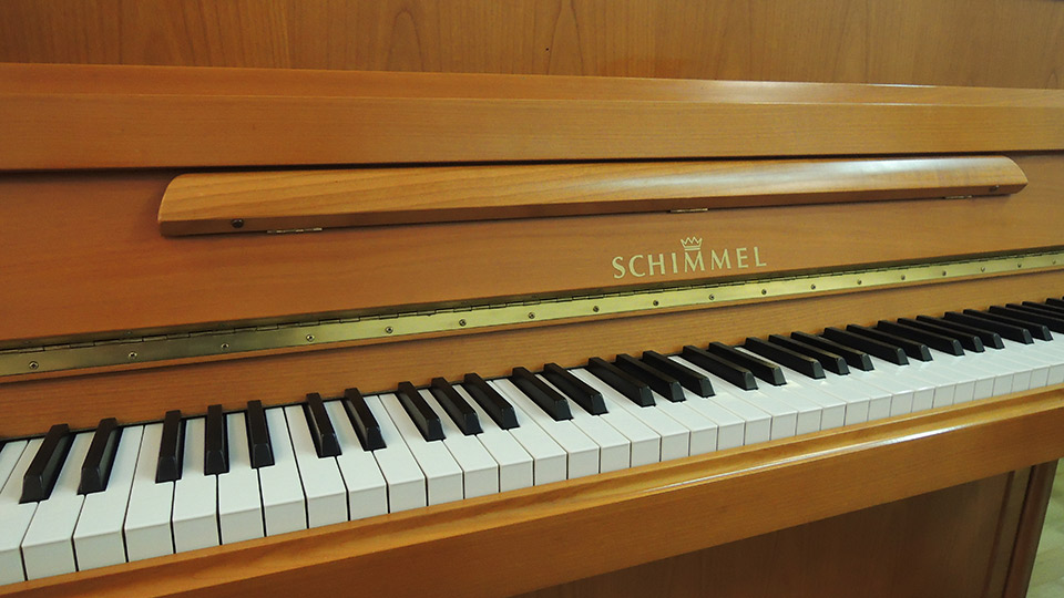 Schimmel-112-Kirsch-017
