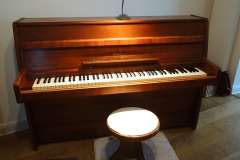 Steinway-F-Nussbaum