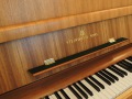 Steinway-Z-010