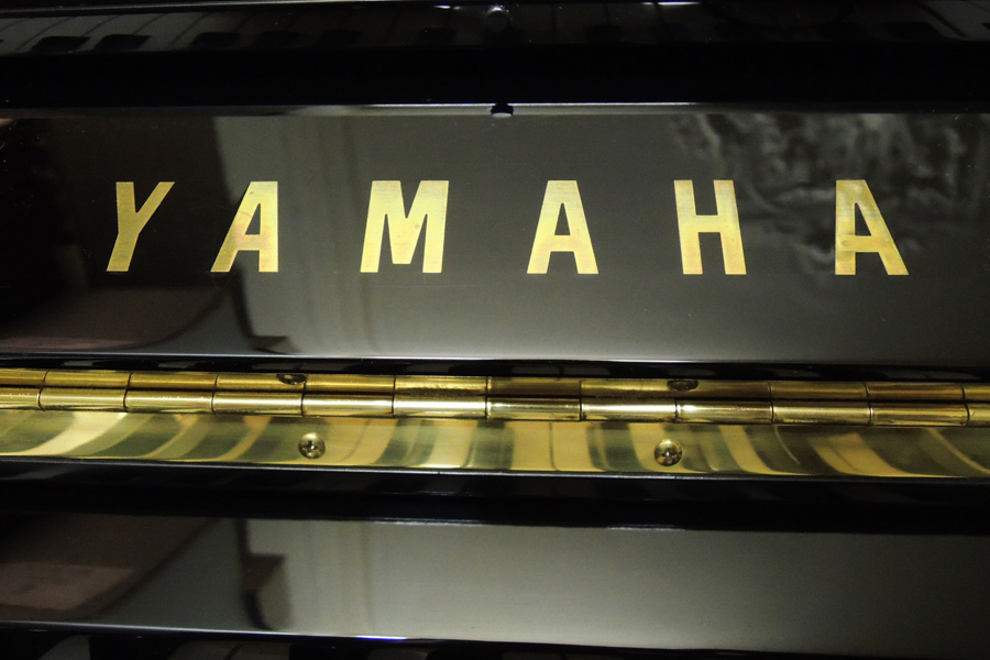 YamahaU1-02